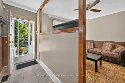 72 Twenty Second Street, Toronto, On M8v 3m4