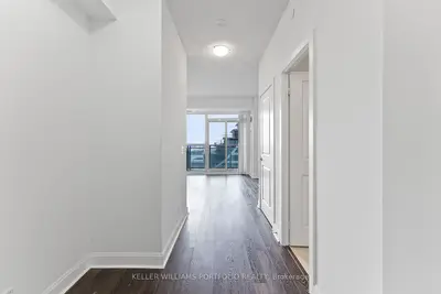 33 Shore Breeze Drive 1011, Toronto, On M8v 0g1