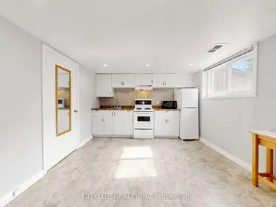35 Macdonald Avenue Basement, Toronto, On M9n 2e3