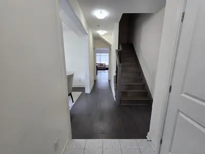 31 Nightjar Drive, Brampton, On L7a 5a1
