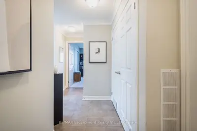 1379 Costigan Road 310, Milton, On L9t 2k6