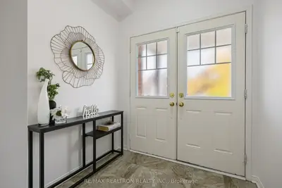 98 Heartview Road, Brampton, On L6z 0c9
