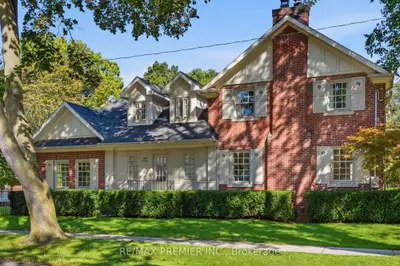 132 The Kingsway, Toronto, On M8x 2v3