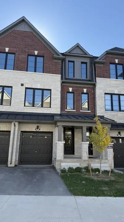 5882 Saigon Street, Mississauga, On L5v 0e9
