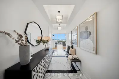 2007 James Street 2201, Burlington, On L7r 0g7