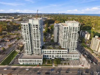 65 Speers Road 313, Oakville, On L6k 0j1