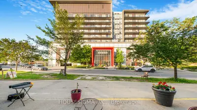 15 James Finlay Way 1103, Toronto, On M3m 0b3