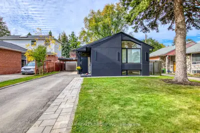 23 Mitre Place, Toronto, On M9r 3c5