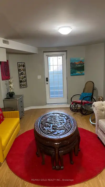 3815 Althorpe Circle Bsmt, Mississauga, ON L5N 7G3