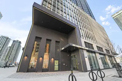 395 Square One Drive 3809, Mississauga, On L5b 0p6