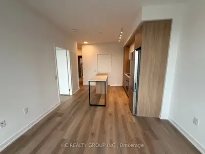 395 Square One Drive 3809, Mississauga, On L5b 0p6