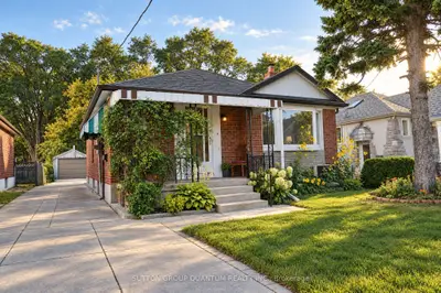 74 Cannon Road, Toronto, On M8y 1s1