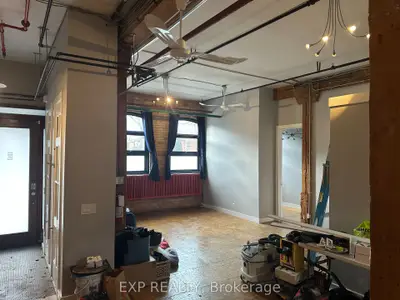 2480 Dundas Street W 2474, Toronto, On M6p 1w9