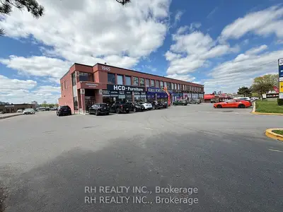 1945 Dundas Street E 201, Mississauga, On L4x 2t8