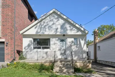 20 Braeburn Avenue, Toronto, On M9p 2j3