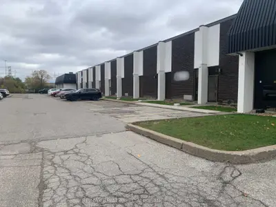 22 Melanie Drive 2, Brampton, On L6t 4k9