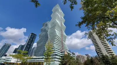 3883 Quartz Road 3811, Mississauga, On L5b 0m4