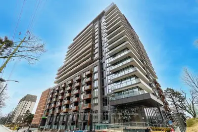 21 park Street E 601, Mississauga, ON L5G 1L7
