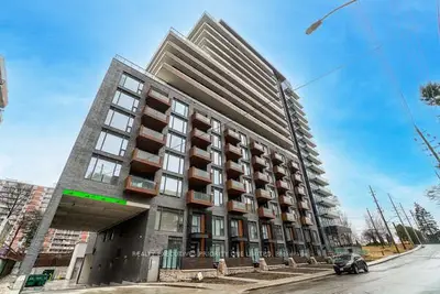 21 park Street E 601, Mississauga, ON L5G 1L7