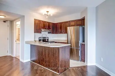 220 Forum Drive 408, Mississauga, On L4z 4k1