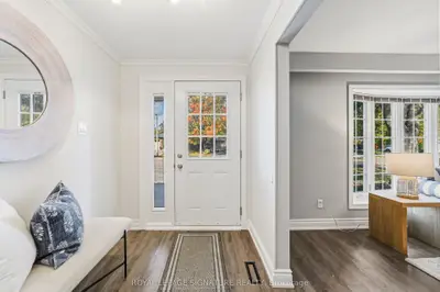 220 Chebucto Drive, Oakville, On L6j 5p9