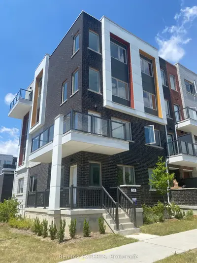 54 William Duncan Road, Toronto, On M3k 0c5