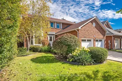 2151 Pineview Drive, Oakville, On L6h 5m3