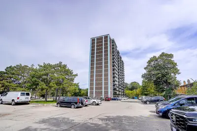 235 Grandravine Drive 201, Toronto, On M3n 1j2