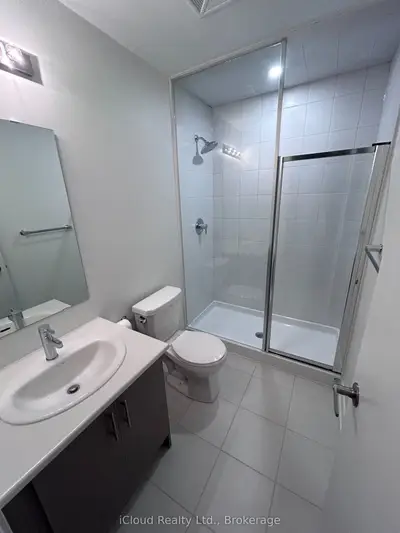 3415 Ridgeway Drive 4, Mississauga, On L5l 0b9