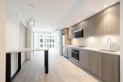 485 Perth Avenue E725, Toronto, On M6n 0b9