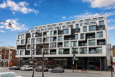 530 Indian Grove 608, Toronto, On M6p 2j2