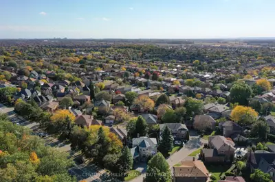 6482 Tenth Line W, Mississauga, On L5n 5t7