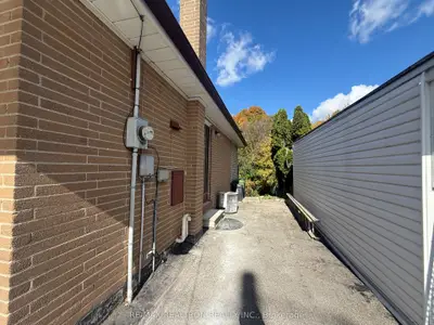 41 Brixham Terrace Basement, Toronto, On M3m 2r9