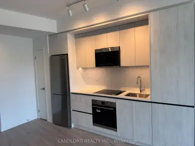 2485 Eglinton Avenue W 321, Mississauga, On L5m 2t1