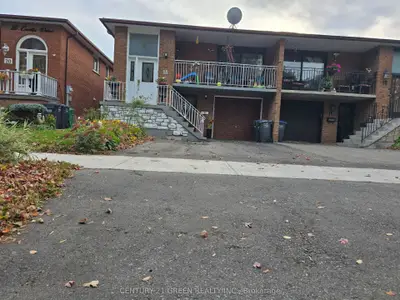 18 Curtis Drive, Brampton, On L6y 2j4
