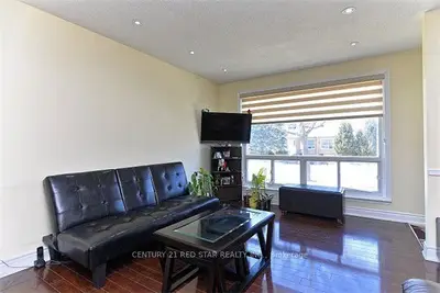 65 Newstead Crescent, Brampton, On L6v 2a8