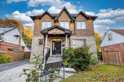 31 Jodphur Avenue, Toronto, On M9m 2j3