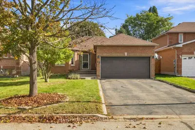 22 Birchway Place, Halton Hills, On L7j 2x4