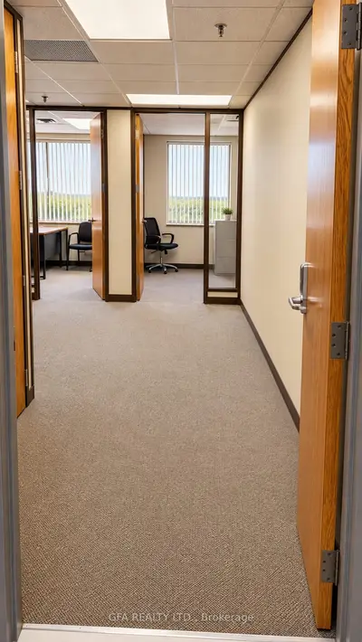 776 Dundas Street E 204, Mississauga, On L4y 2b6