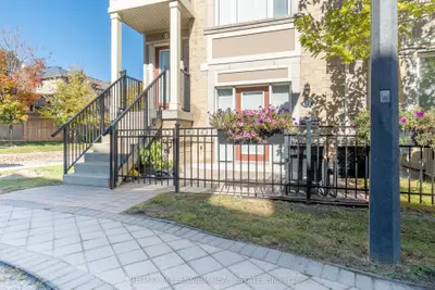 5650 Winston Churchill Boulevard 62, Mississauga, On L5m 0l8