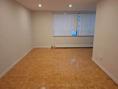 2202 Weston Road 205, Toronto, On M9n 1y3