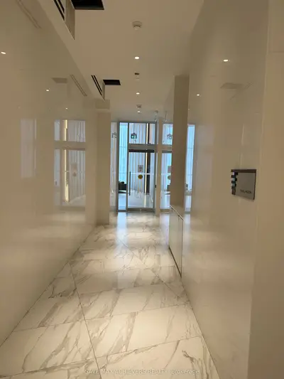 3883 Quartz Road 4705, Mississauga, On L5b 0m4