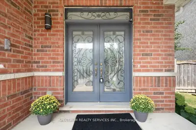 1379 Rolph Terrace, Milton, On L9t 7e1