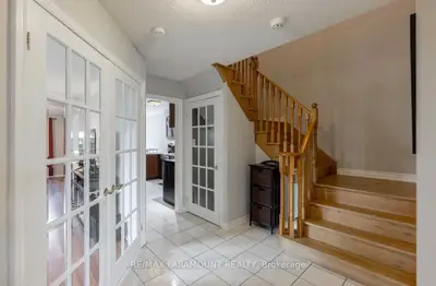 26 Ural Circle, Brampton, On L6r 1h3