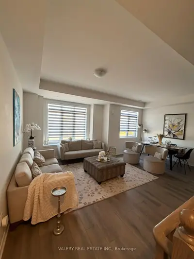 517 Dundas Street E, Oakville, On L6h 3p6