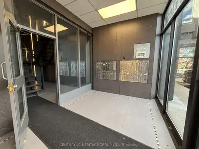 4544 Dufferin Street 207, Toronto, On M3h 5r9