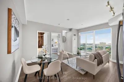 33 Shore Breeze Drive 1801, Toronto, On M8v 0g1