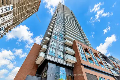 4130 Parkside Village Drive 1705, Mississauga, On L5b 3m8