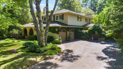150 Cairncroft Road, Oakville, On L6j 4l9