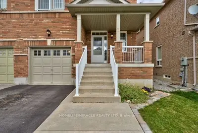 3 Ashdale Road, Brampton, On L6y 5m7